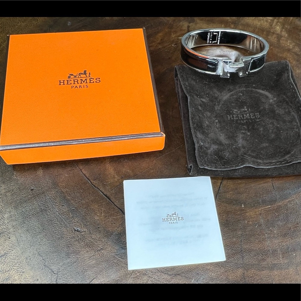 Hermes authentic Clic H enamel bracelet black & silver